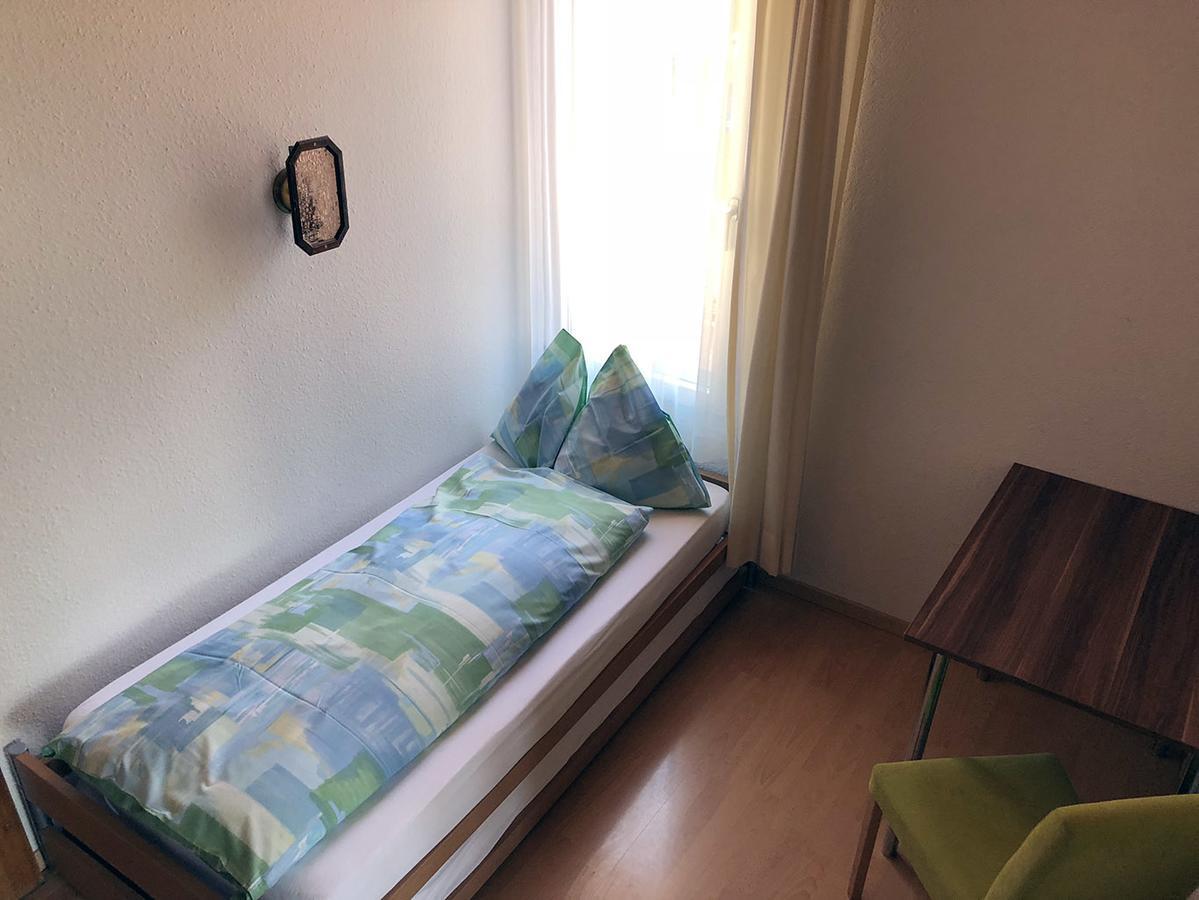 Post Hardermannli Hotel Unterseen Buitenkant foto