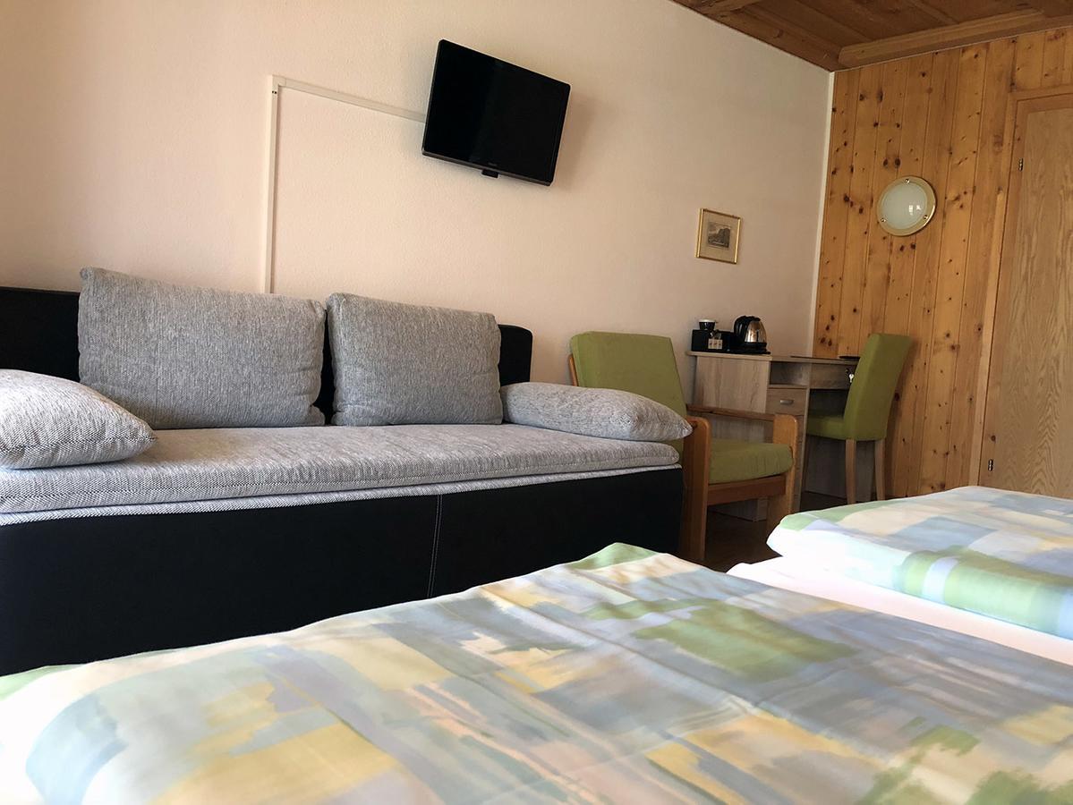 Post Hardermannli Hotel Unterseen Buitenkant foto