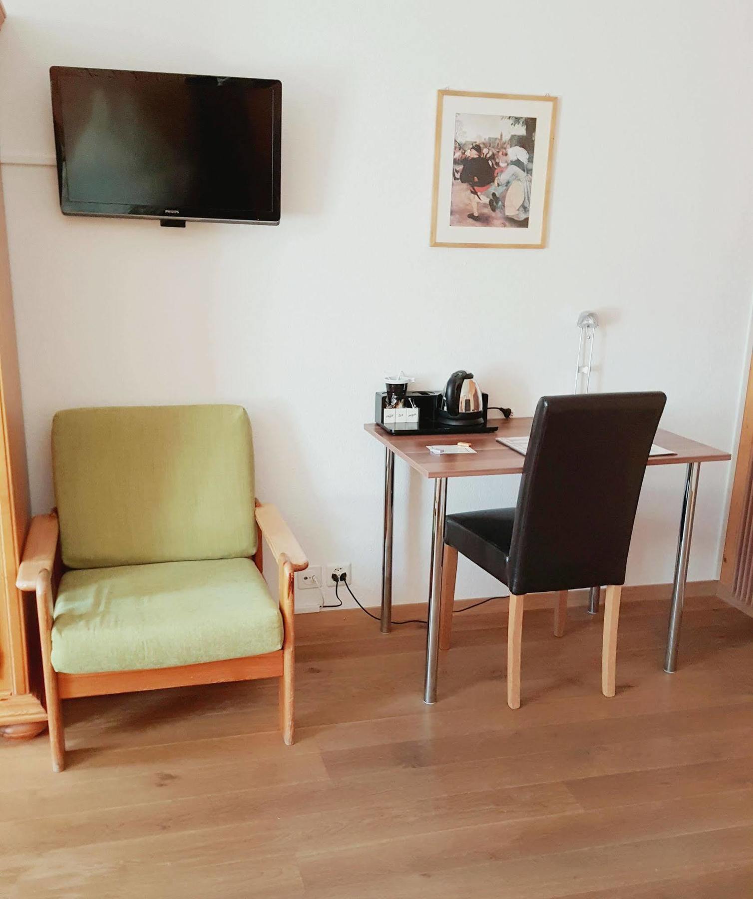 Post Hardermannli Hotel Unterseen Buitenkant foto